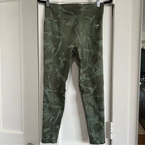 Gymshark Green Adapt Camo Leggings Size L